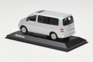 Volkswagen T5 Bus Strieborný Minichamps 1:43 T5003 Kov – obrázok 3 z 4