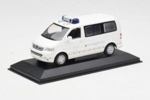Volkswagen T5 Multivan Bundeswehr Záchranár Prototyp Minichamps 1:43 400052291-P1 Kov – obrázok 2 z 4