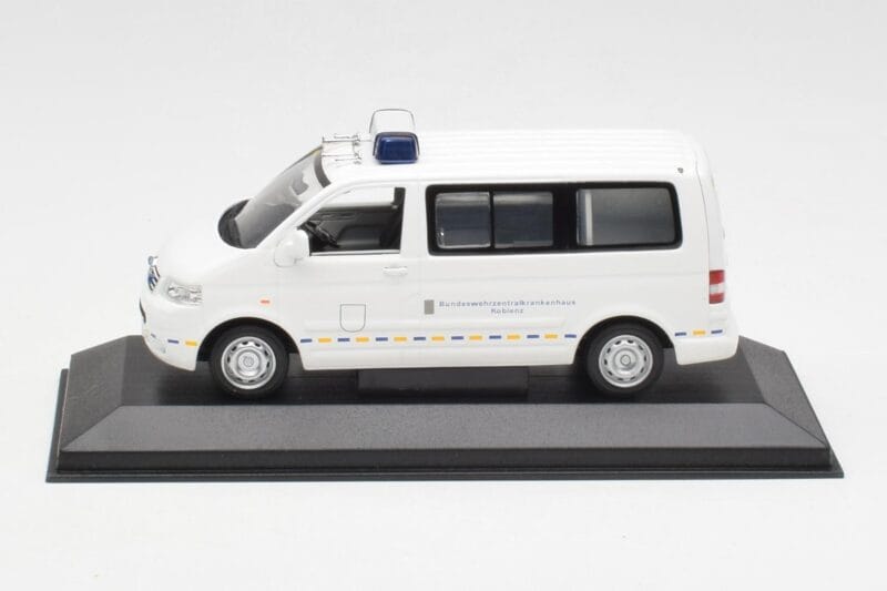 Volkswagen T5 Multivan Bundeswehr Záchranár Prototyp Minichamps 1:43 400052291-P1 Kov