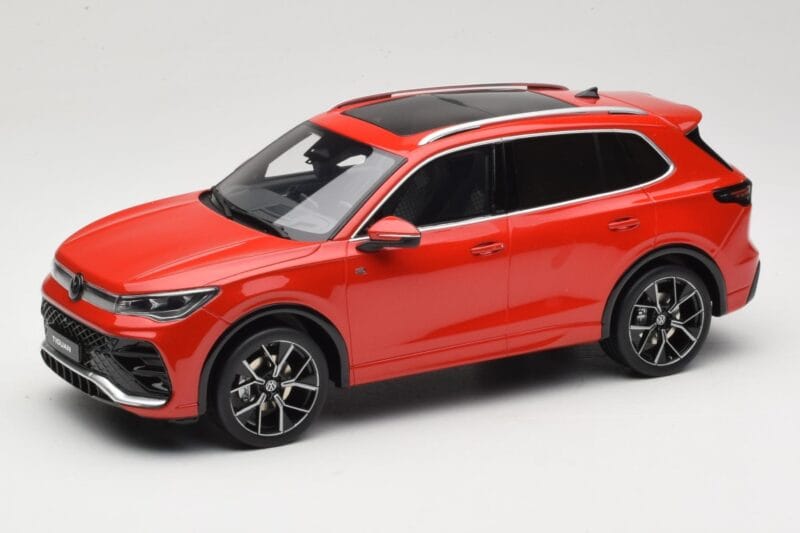Volkswagen Tiguan eTSI R-Line Persimmon Red Metallic Otto 1:18 OT489 Živica