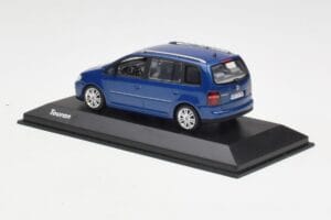 Volkswagen Touran Modrý Minichamps 1:43 TOURAN002 Kov – obrázok 3 z 4