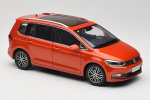 Volkswagen Touran 5T Oranžový Paudi Model 1:18 ZVE000003ORA Kov – obrázok 6 z 8