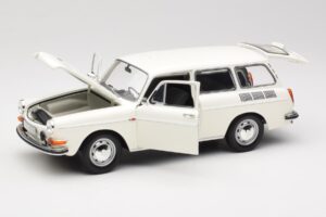 Volkswagen Type 3 1600 L Variant Polícia Minichamps 1:18 100051091 Kov – obrázok 2 z 8