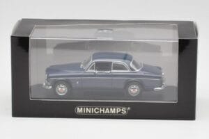 Volvo 121 Amazon Tmavo Modrý Minichamps 1:43 VOLVO012 Kov – obrázok 4 z 4