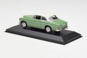 Volvo 121 Amazon Svetlo Zelený & Biely Minichamps 1:43 430171005 Kov – obrázok 3 z 4