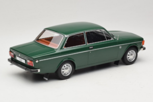 Volvo 142 Zelený MCG 1:18 MCG18005 Kov – obrázok 2 z 6