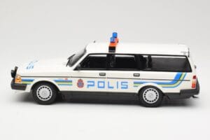 Volvo 240 GL Kombi Polis Sweden Minichamps 1:18 155171480 Kov – obrázok 3 z 6