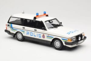 Volvo 240 GL Kombi Polis Sweden Minichamps 1:18 155171480 Kov – obrázok 4 z 6