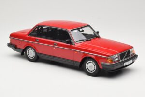 Volvo 240 GL Tmavočervený Minichamps 1:18 166171401 Kov – obrázok 4 z 6
