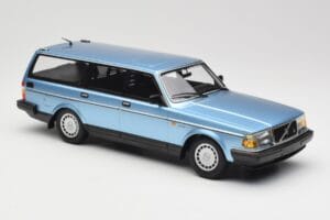 Volvo 240 GL Estate Blue Metallic Minichamps 1:18 155171414 Kov – obrázok 4 z 6