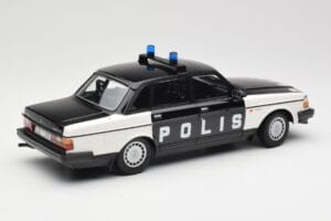 Volvo 240 GL Polis Sweden Čierny Minichamps 1:18 155171497 Kov – obrázok 2 z 6