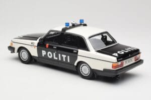 Volvo 240 GL Politi Norway Čierny Minichamps 1:18 155171496 Kov – obrázok 5 z 6