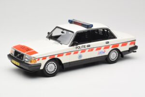 Volvo 240 GL Politie Netherlands Minichamps 1:18 155171498 Kov