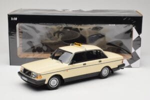Volvo 240 GL Taxi Minichamps 1:18 155171494 Kov – obrázok 6 z 6