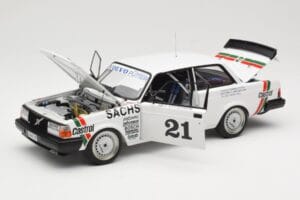 Volvo 240 Turbo #21 P. Stureson DTM Winner Wunstorf 1985 AUTOart 1:18 88592 Kov – obrázok 2 z 8