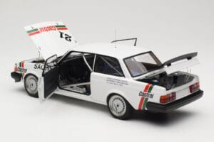 Volvo 240 Turbo #21 P. Stureson DTM Winner Wunstorf 1985 AUTOart 1:18 88592 Kov – obrázok 5 z 8