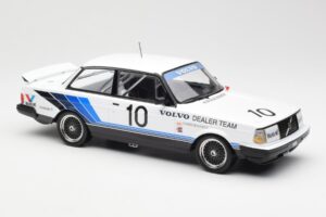Volvo 240 Turbo #10 R. Francevic Winner ATCC 1986 IXO 1:18 18RMC176 Kov – obrázok 4 z 6