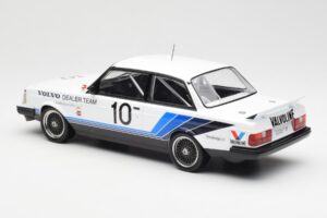 Volvo 240 Turbo #10 R. Francevic Winner ATCC 1986 IXO 1:18 18RMC176 Kov – obrázok 5 z 6