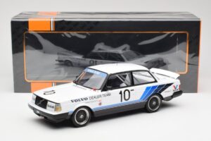 Volvo 240 Turbo #10 R. Francevic Winner ATCC 1986 IXO 1:18 18RMC176 Kov – obrázok 6 z 6
