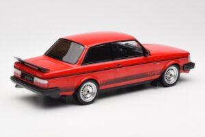 Volvo 240 Turbo Červený Custom IXO 1:18 18CMC177 Kov – obrázok 2 z 5
