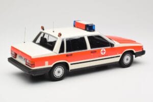 Volvo 740 GL DRK Aschaffenburg Minichamps 1:18 155171790 Kov – obrázok 2 z 6
