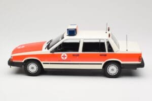 Volvo 740 GL DRK Aschaffenburg Minichamps 1:18 155171790 Kov – obrázok 3 z 6