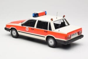 Volvo 740 GL DRK Aschaffenburg Minichamps 1:18 155171790 Kov – obrázok 5 z 6