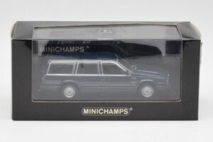 Volvo 740 GL Estate Modrozelená Metalická Minichamps 1:43 943171713 Kov – obrázok 4 z 4