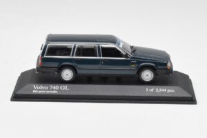 Volvo 740 GL Estate Modrozelená Metalická Minichamps 1:43 943171713 Kov