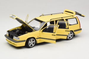 Volvo 850 T-5R Kombi Cream Yellow AUTOart 1:18 79506 Kov – obrázok 2 z 8