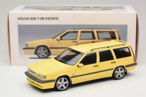 Volvo 850 T-5R Kombi Cream Yellow AUTOart 1:18 79506 Kov – obrázok 8 z 8
