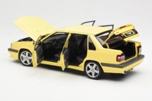 Volvo 850 T-5R Žltý AUTOart 1:18 79501 Kov – obrázok 5 z 8