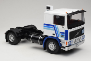Volvo F12 Modrý Biely Road Kings 1:18 RK180033 Kov – obrázok 6 z 8