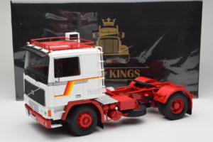 Volvo F12 Biely Červený Road Kings 1:18 RK180031 Kov – obrázok 8 z 8