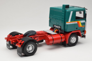 Volvo F1220 Zelený Červený Road Kings 1:18 RK180032 Kov – obrázok 3 z 8