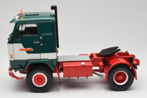 Volvo F88 Bilspedition Zelený Biely MCG 1:18 MCG18139 Kov – obrázok 4 z 8