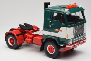 Volvo F88 Bilspedition Zelený Biely MCG 1:18 MCG18139 Kov – obrázok 6 z 8