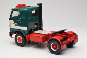 Volvo F88 Bilspedition Zelený Biely MCG 1:18 MCG18139 Kov – obrázok 7 z 8