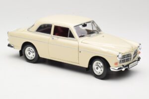 Volvo P121 Amazon Biely Revell 1:18 08866 Kov – obrázok 6 z 8