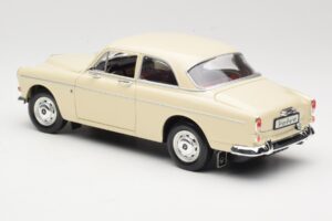 Volvo P121 Amazon Biely Revell 1:18 08866 Kov – obrázok 7 z 8