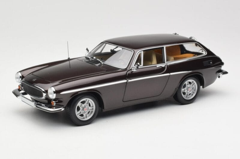 Volvo P1800 ES Hnedý Metallic Minichamps 1:18 100171615 Kov