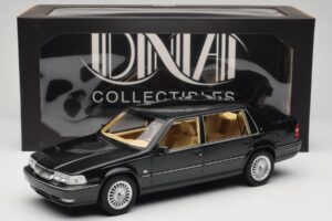 Volvo S90 Royal Green DNA 1:18 DNA000090 Kov – obrázok 6 z 6