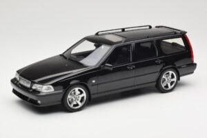 Volvo V70 R P80 Čierny DNA 1:18 DNA000232 Kov