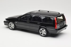 Volvo V70 R P80 Čierny DNA 1:18 DNA000232 Kov – obrázok 5 z 6