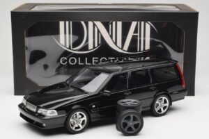 Volvo V70 R P80 Čierny DNA 1:18 DNA000232 Kov – obrázok 6 z 6