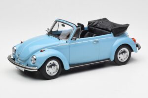 Volkswagen Beetle 1303 Kabriolet Svetlo Modrý Norev 1:18 188531 Kov