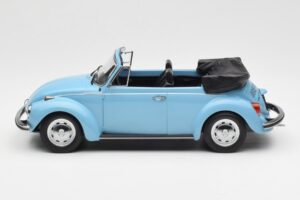 Volkswagen Beetle 1303 Kabriolet Svetlo Modrý Norev 1:18 188531 Kov – obrázok 3 z 6