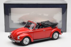 Volkswagen Beetle 1303 Kabriolet Červený Norev 1:18 188529 Kov – obrázok 6 z 6