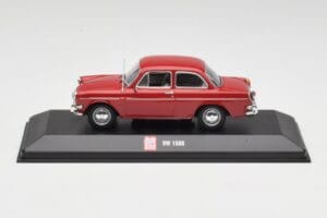 Volkswagen 1500 Ruby Červený Minichamps 1:43 VW001 Kov