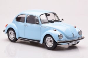 Volkswagen Beetle 1303 Svetlo Modrý Norev 1:18 188532 Kov – obrázok 4 z 6